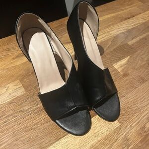 Chic Black Open-Toe Heels